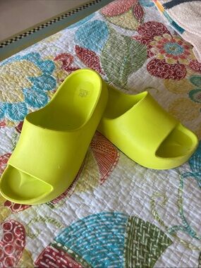wild fable Neon Yellow Slide Sandals